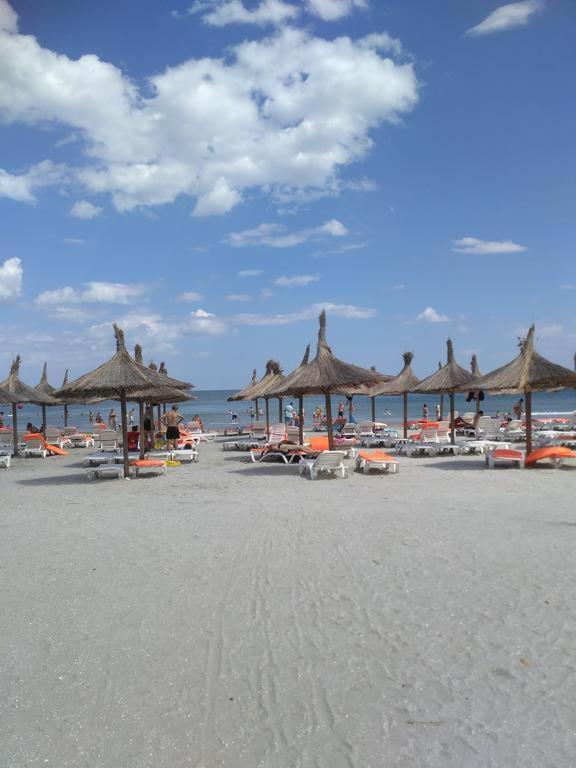 Apartamento E&E Mamaia Nord Năvodari Exterior foto